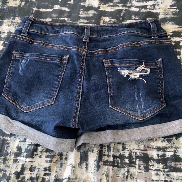 Jean shorts - Picture 2 of 3